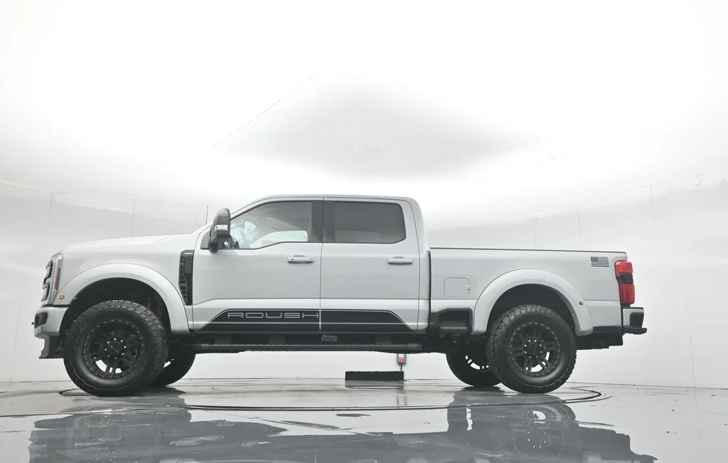 New 2026 Avalanche Ford Lariat image 7