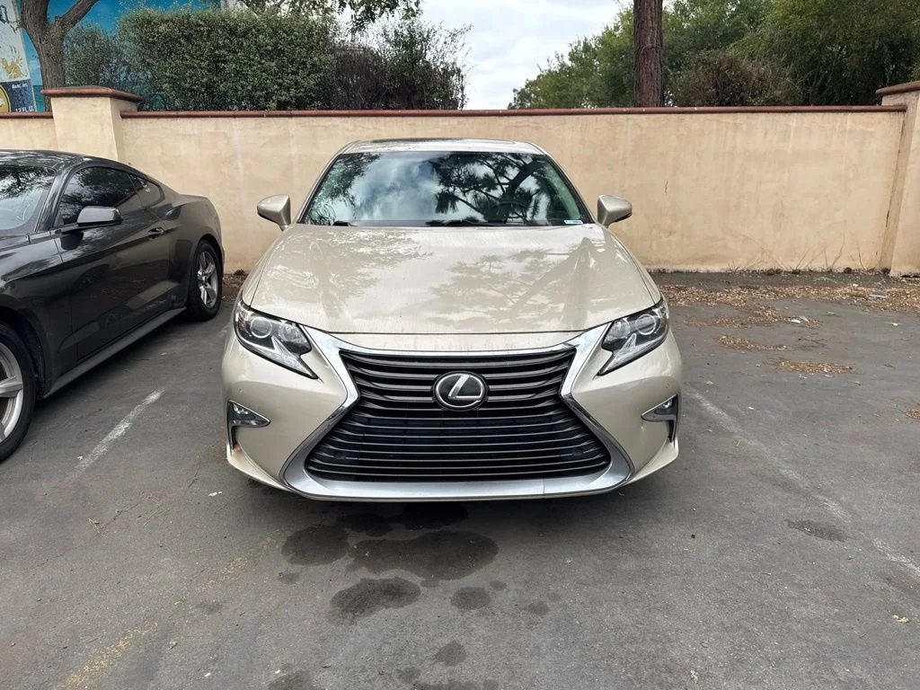 Used 2017 Beige Lexus 350 image 19