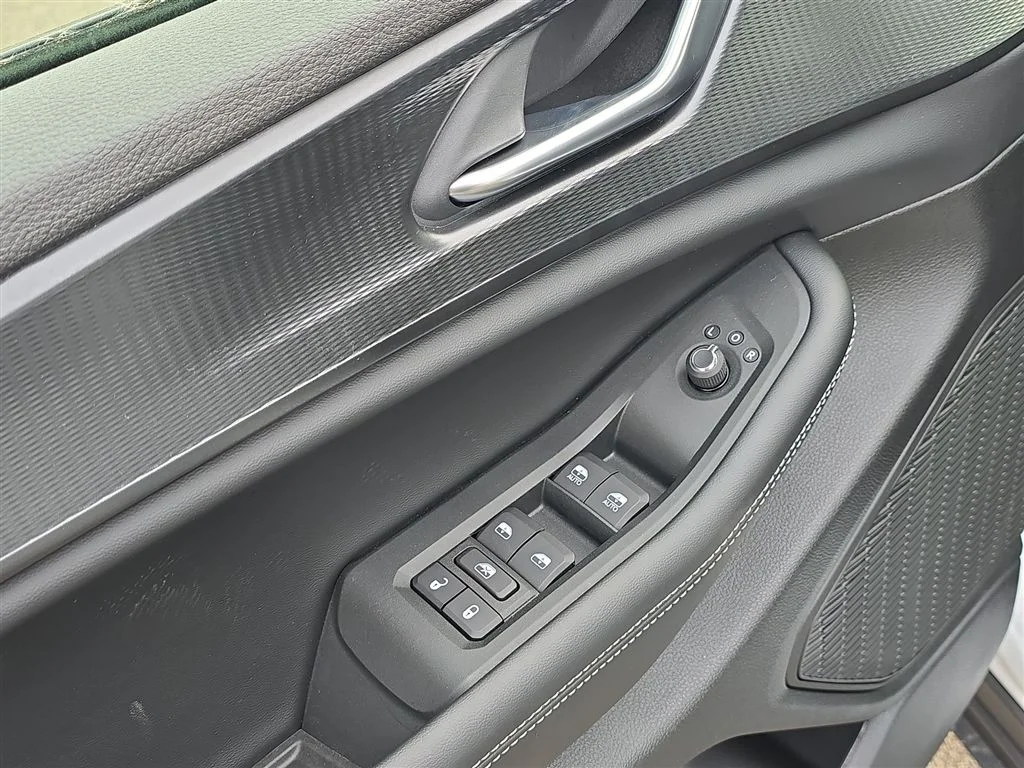 2025 Jeep Grand Cherokee L Laredo - Photo 21