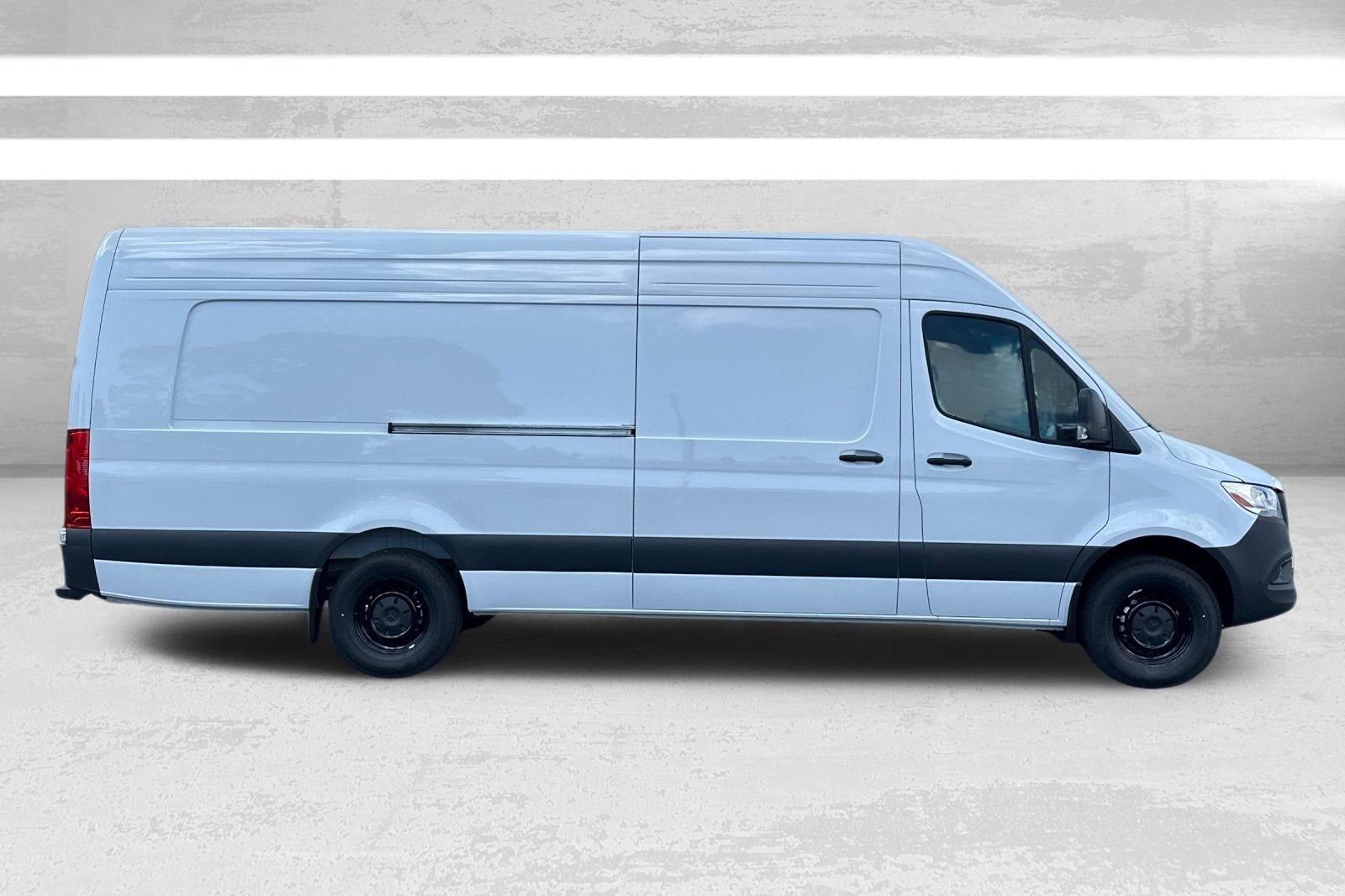 New 2026 White Mercedes-Benz Cargo 170 WB image 3