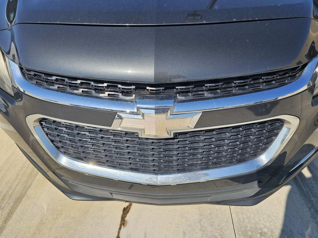 Used 2015 Gray Chevrolet LT image 6