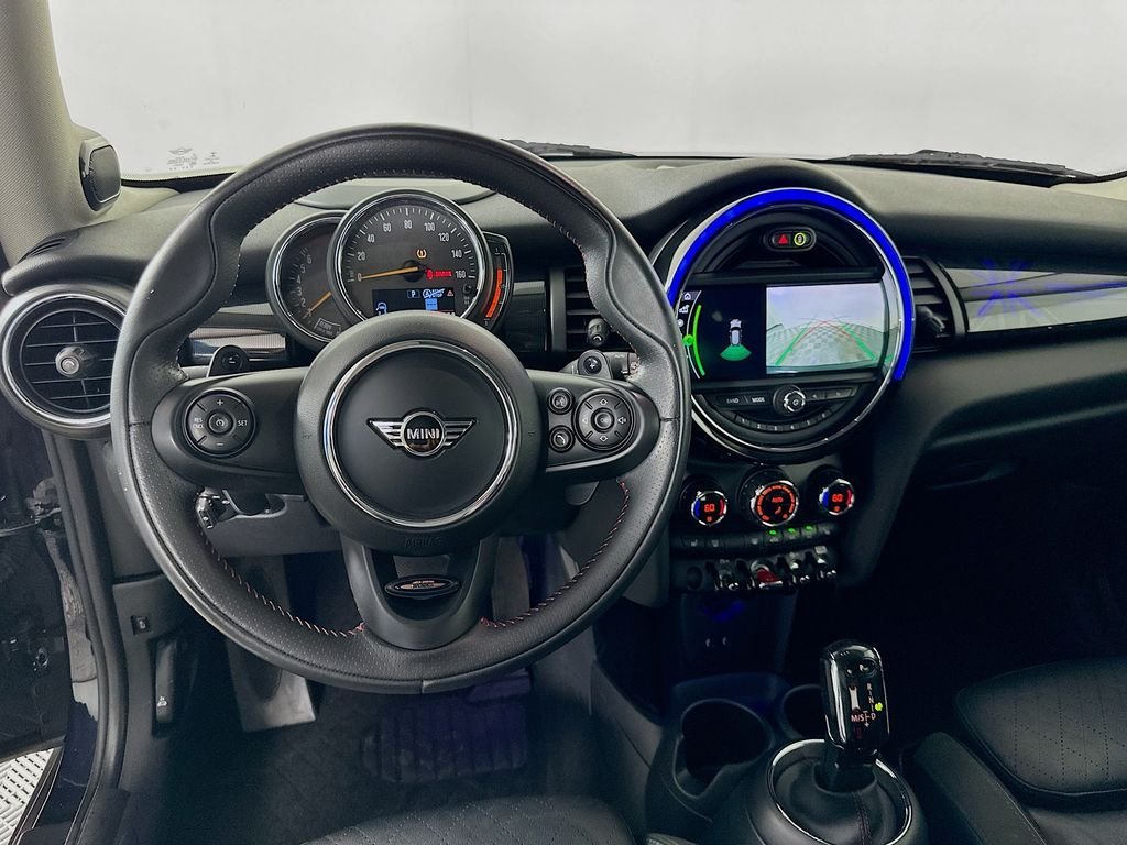 Used 2020 Black MINI Iconic image 23