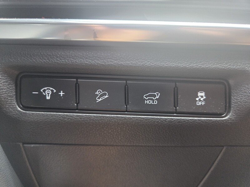 Used 2025 Black Kia SX image 11