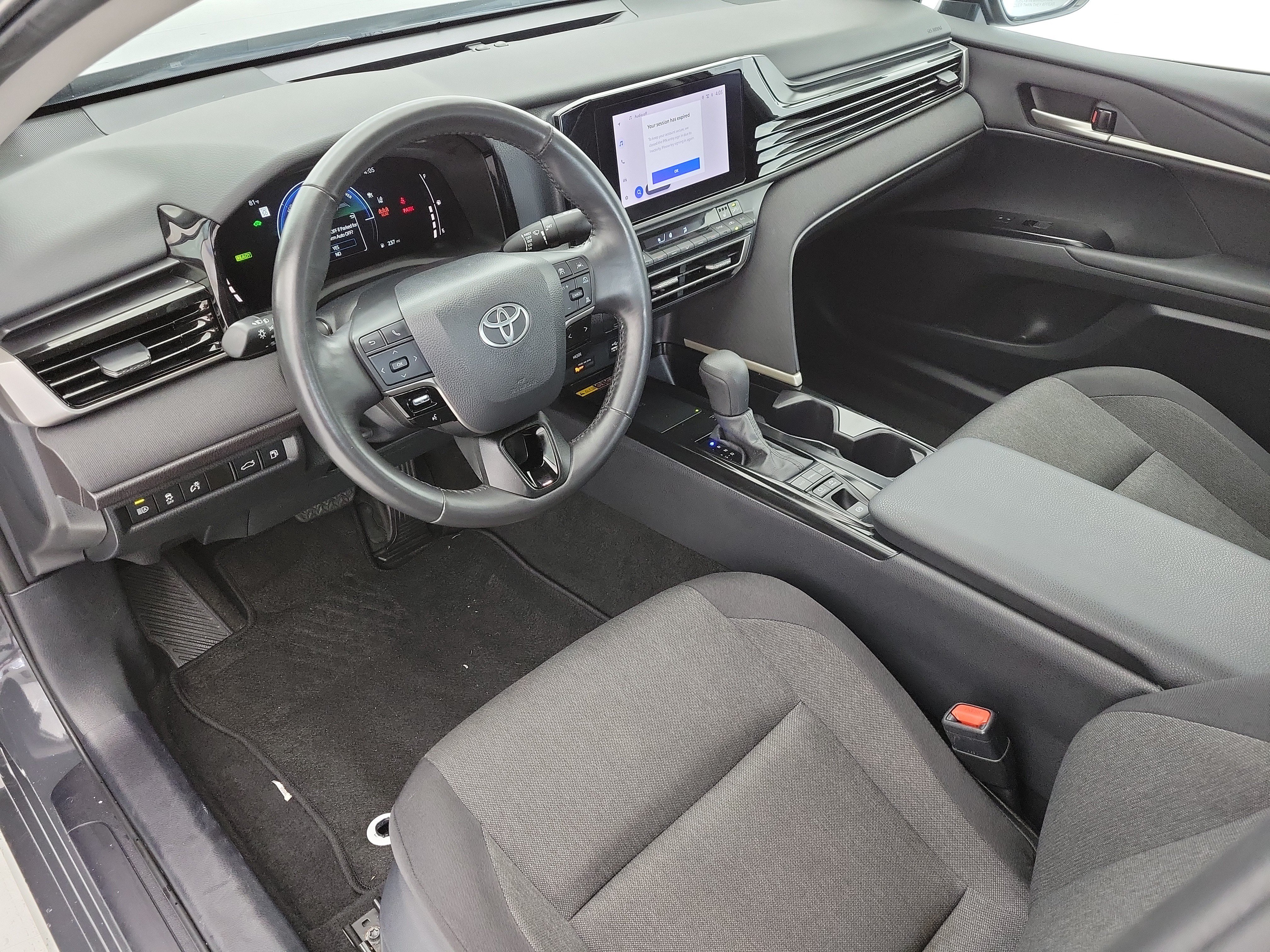 Used 2025 Underground Toyota LE image 19