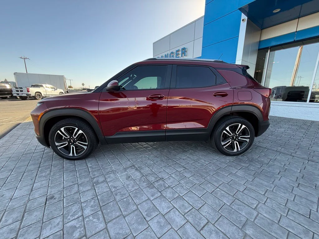 Used 2024 Crimson Metallic Chevrolet LT image 7