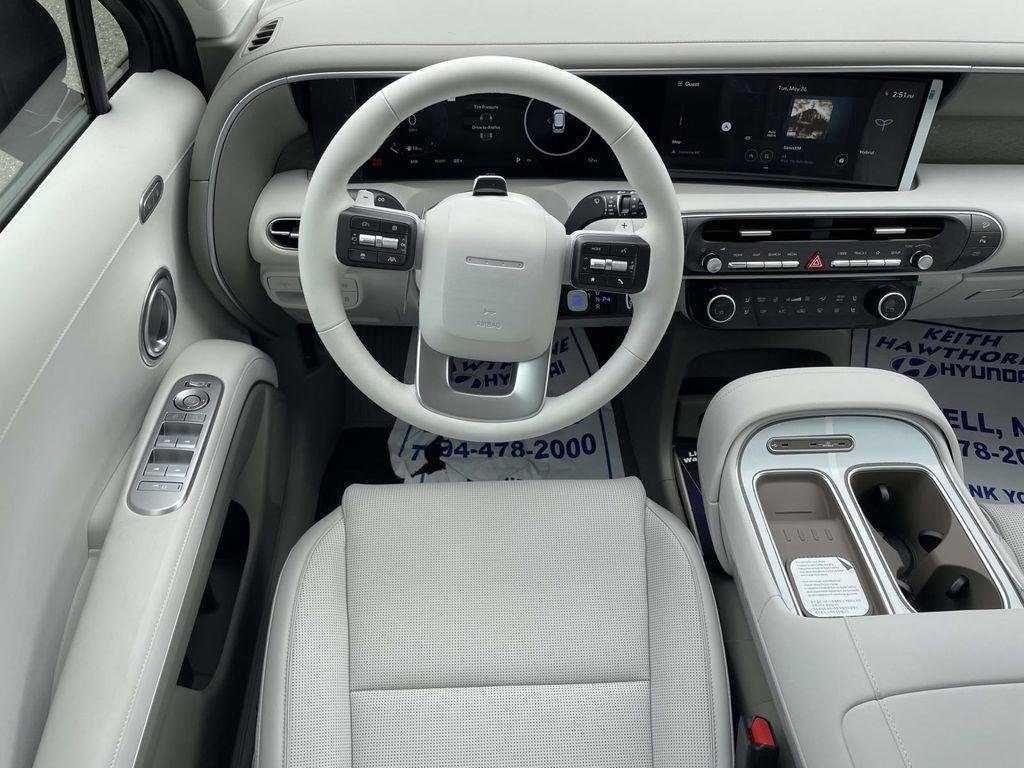 New 2026 Red Hyundai SEL Premium 7P image 12