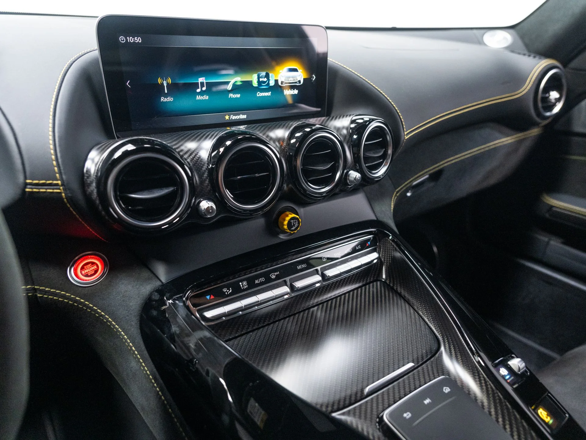 Used 2020 AMG Solarbeam Yellow Metallic Mercedes-Benz R image 47