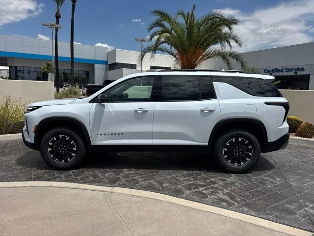 New 2026 White Chevrolet Z71 image 3