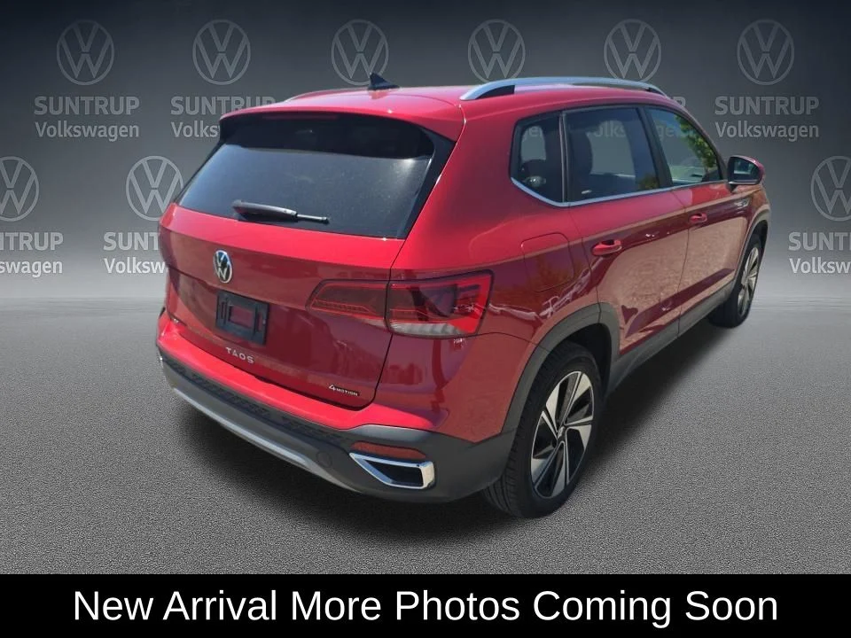 Used 2023 Red Volkswagen 1.5T SE image 3