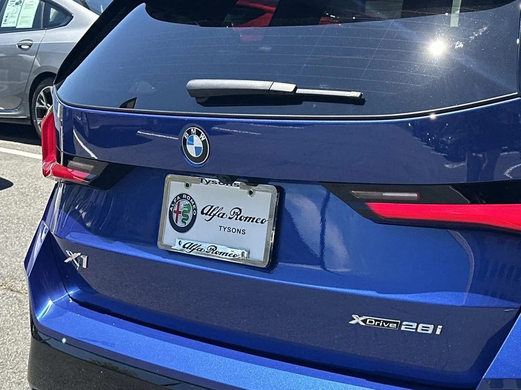 Used 2026 Blue Metallic BMW xDrive28i image 12