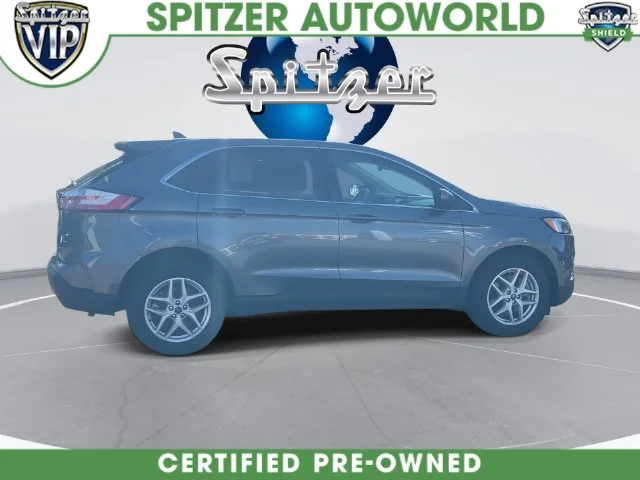Used 2022 Gray Ford SEL image 16