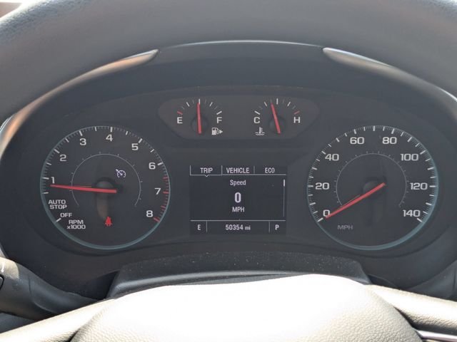 Used 2025 White Chevrolet LT image 15