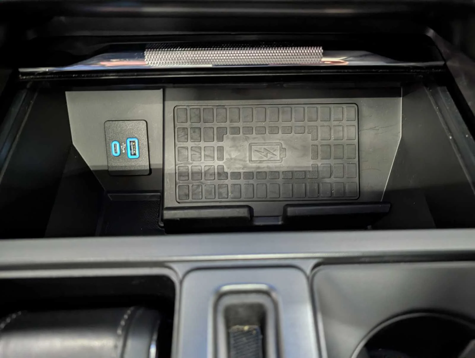 Used 2022 Agate Black Ford LARIAT image 33