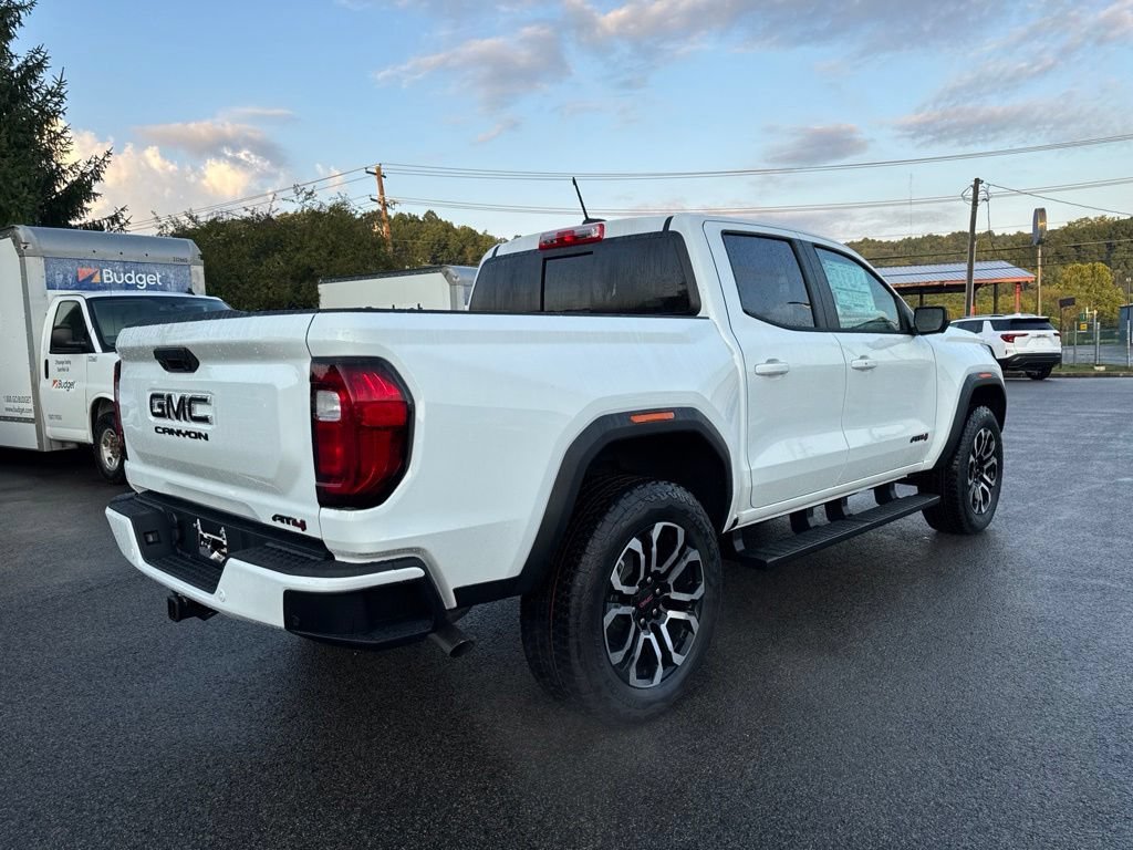 2026 GMC Canyon AT4 - Photo 21
