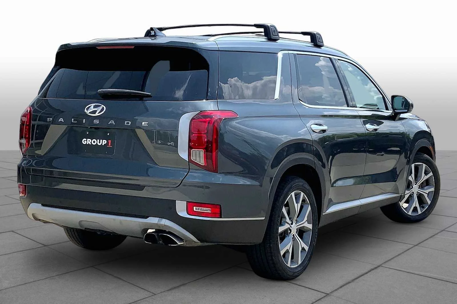 Used 2021 Rainforest Hyundai SEL image 12