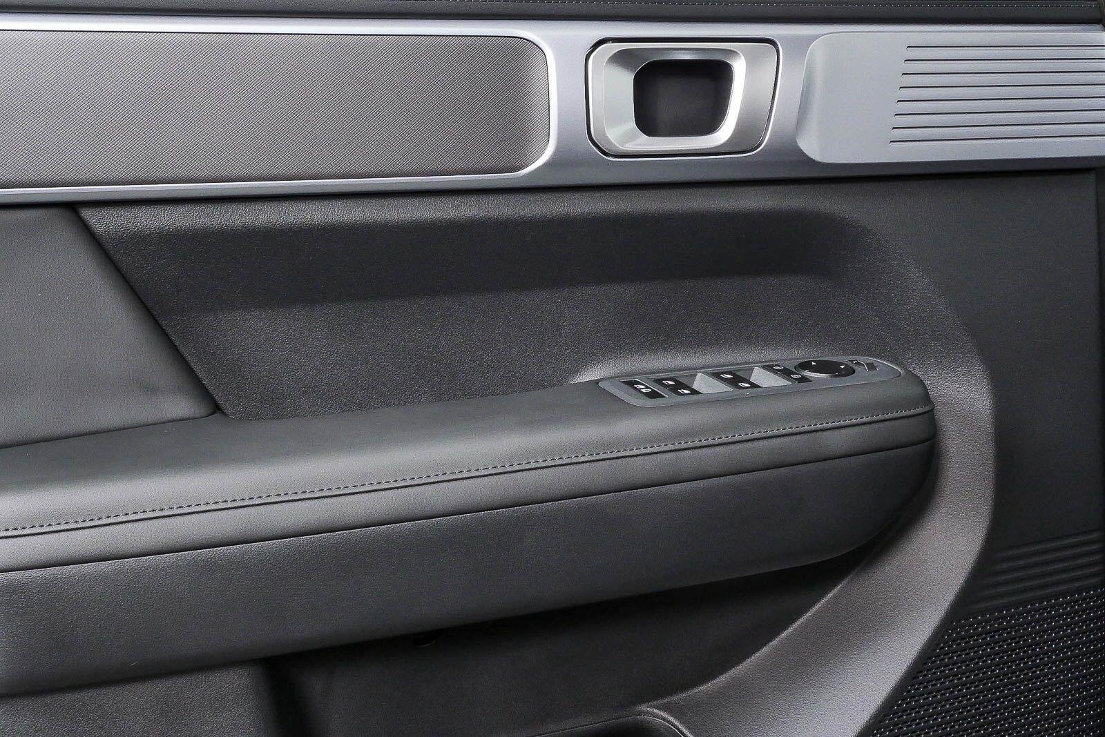 New 2026 Rockwood Green Hyundai SEL FWD image 6