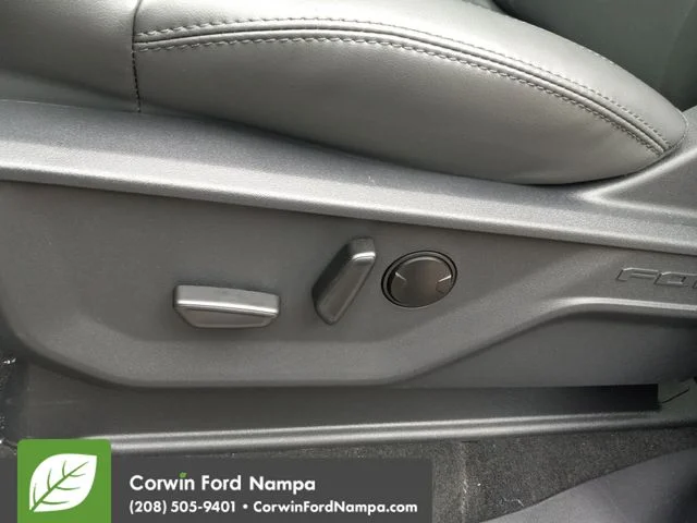 New 2026 Agate Black Metallic Ford MAX Active image 12