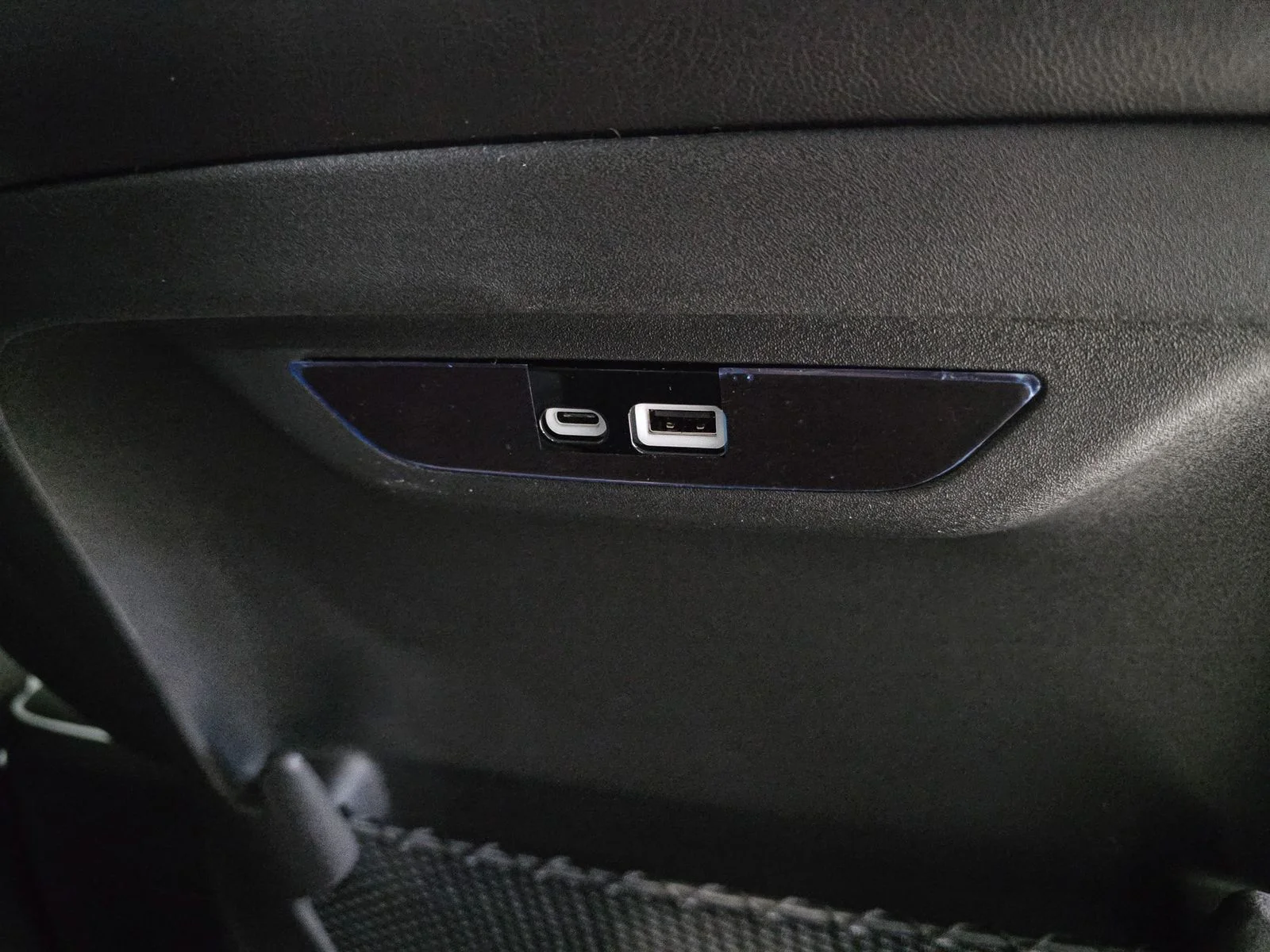 2026 Chrysler Pacifica Select - Photo 23