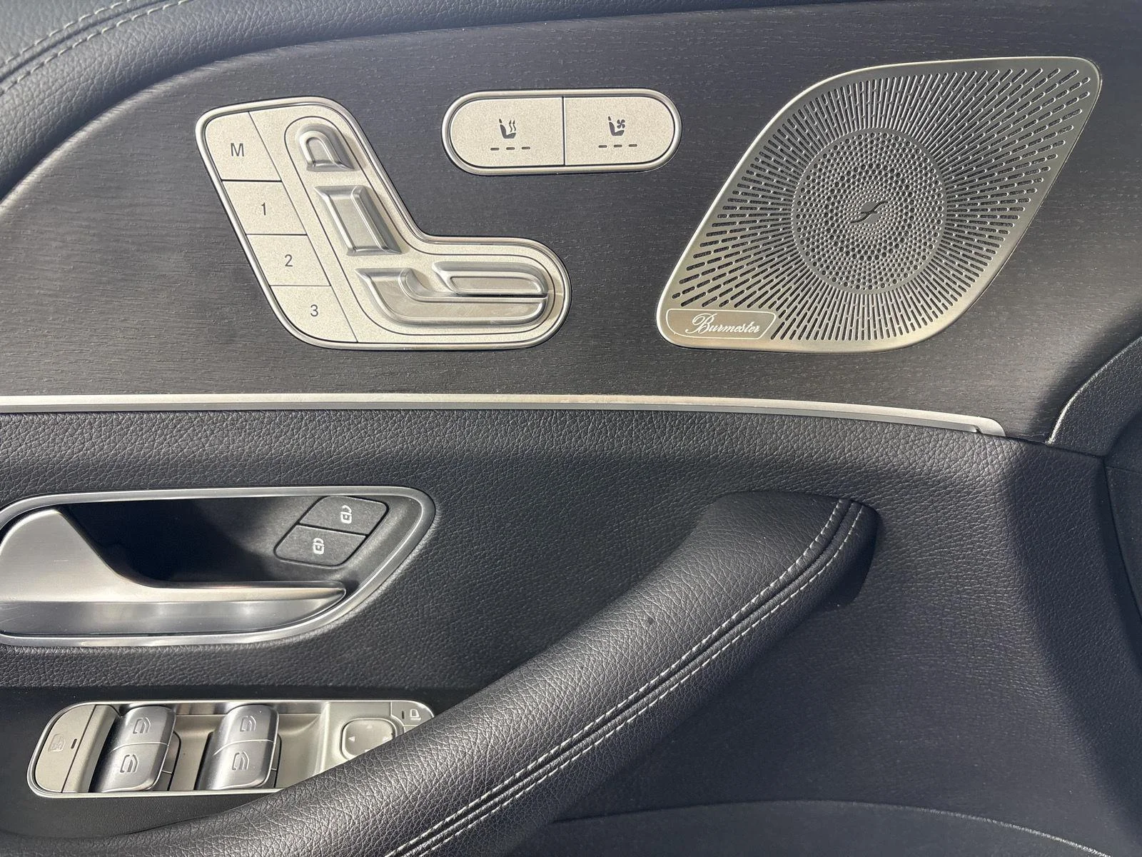 Used 2023  Mercedes-Benz GLE 450 image 6