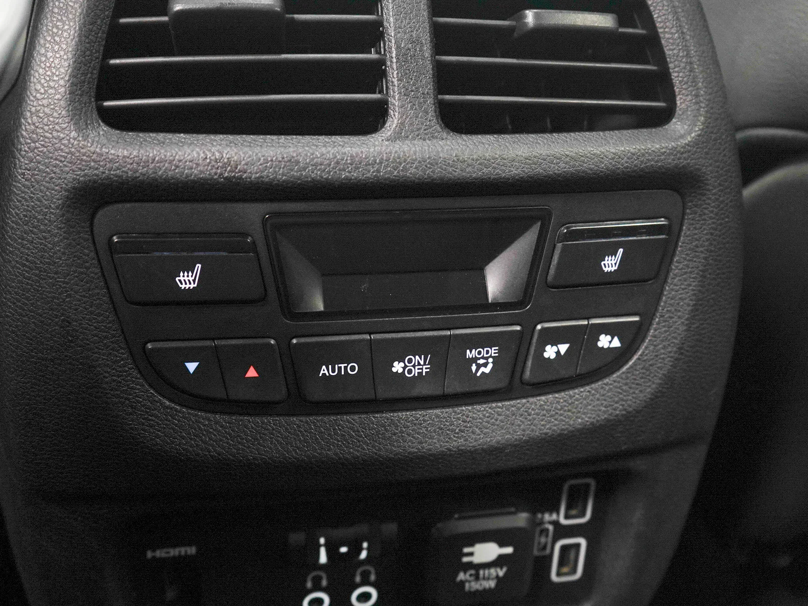 Used 2020 Deep Scarlet Pearl Honda Touring 8-Passenger AWD image 18