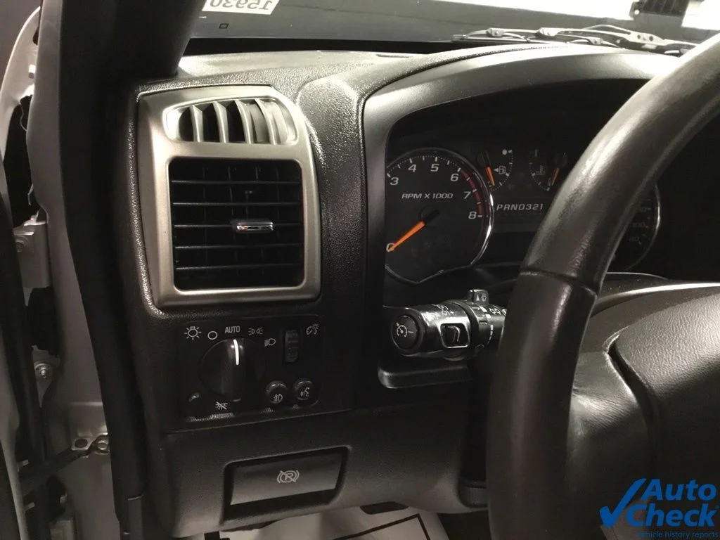 Used 2012 Silver Chevrolet 1LT image 20