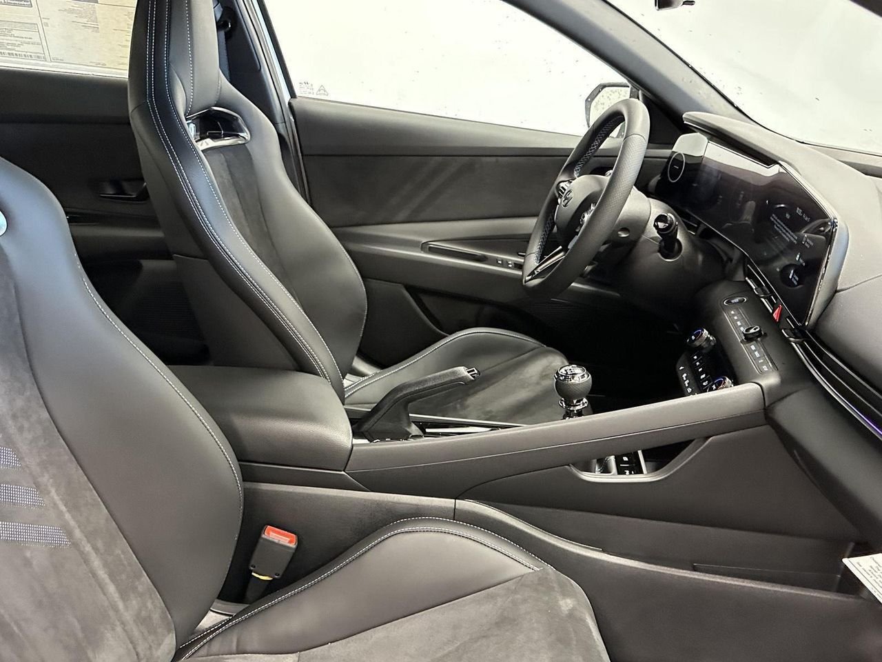 New 2026 Atlas White Hyundai Sedan image 32