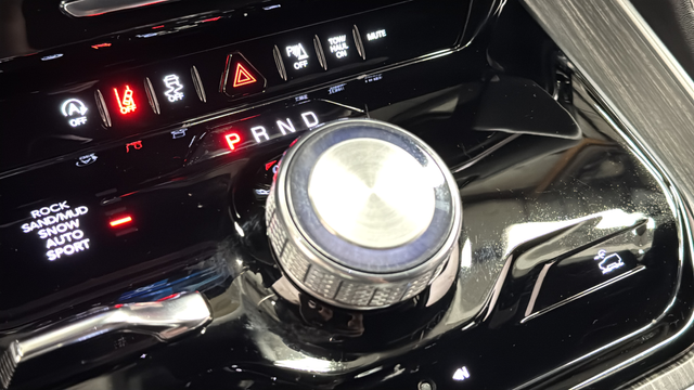 Used 2024 Diamond Black Crystal Pearlcoat Jeep Series II image 18