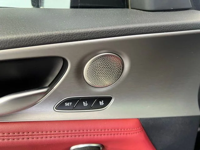 Used 2019 Black Kia GT1 image 19