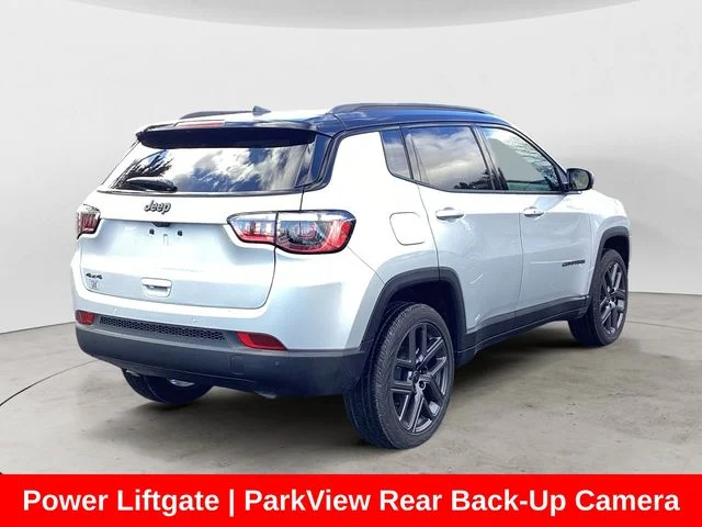 New 2026 Silver Jeep LIMITED ALTITUDE 4X4 image 6