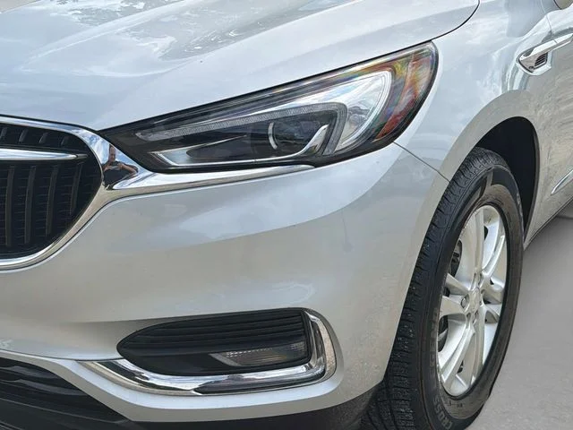 Used 2021 Silver Buick Essence image 10