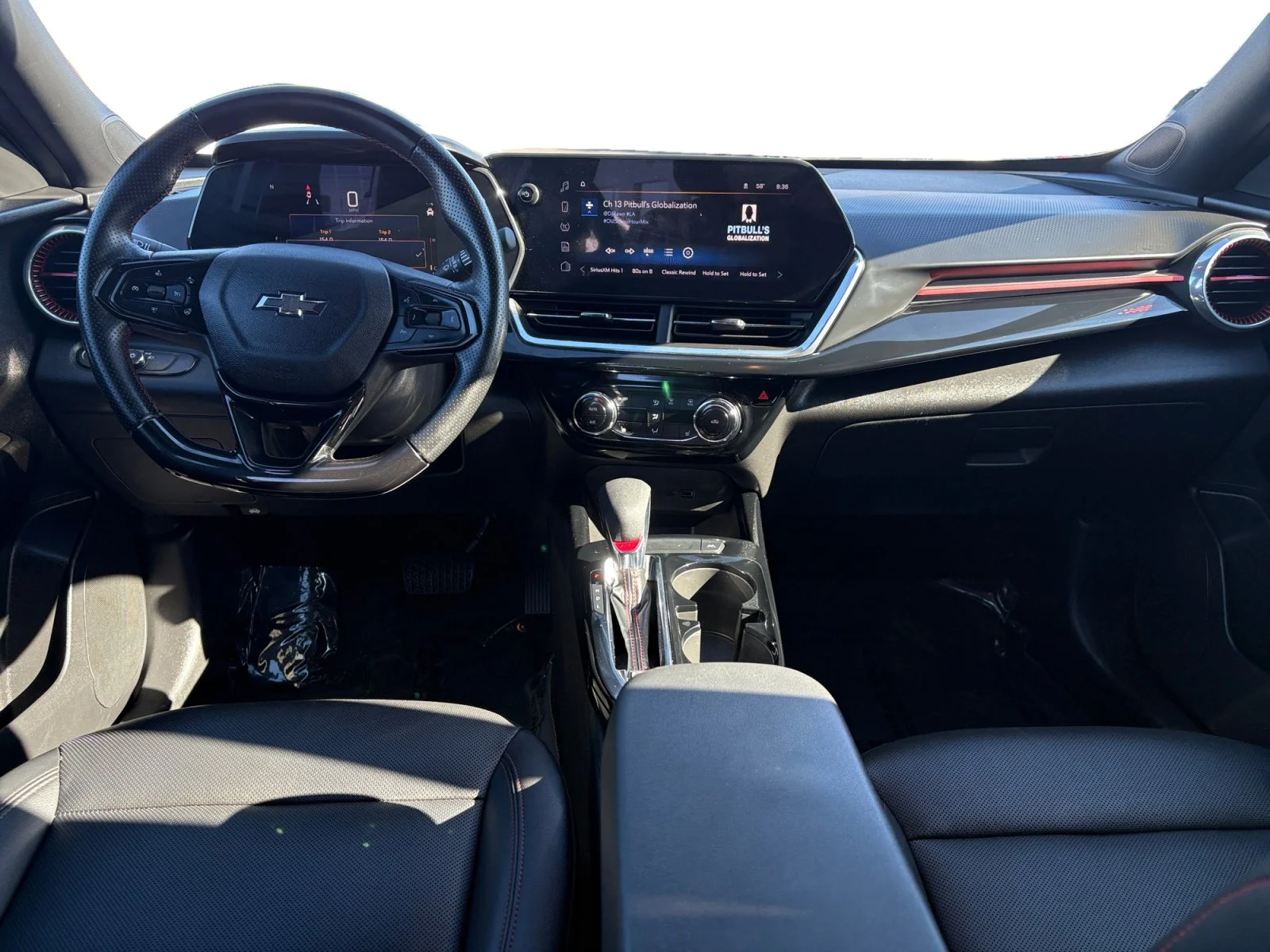 Used 2024 Summit White Chevrolet 2RS image 14