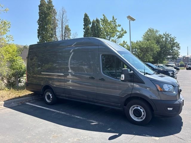 Used 2025 Gray Ford Base image 3