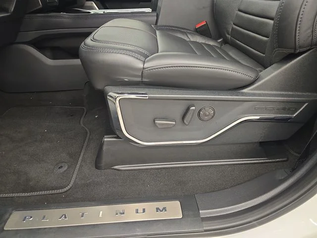 New 2026 Star White Metallic Tri-Coat Ford F-450® Platinum® image 46
