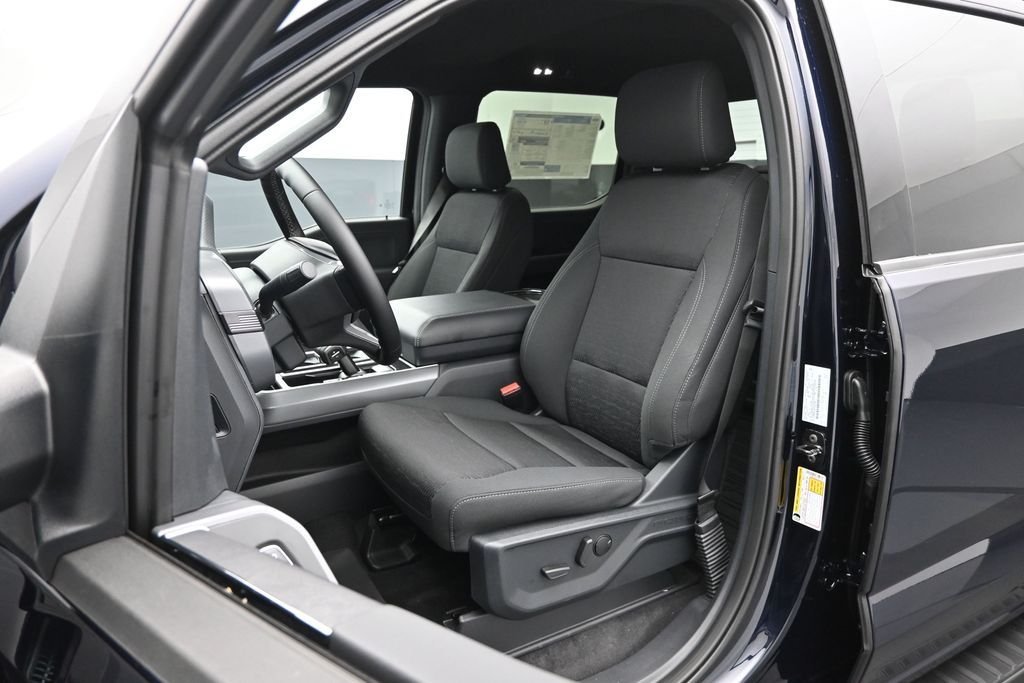 New 2026 Antimatter Blue Metallic Ford XLT image 8