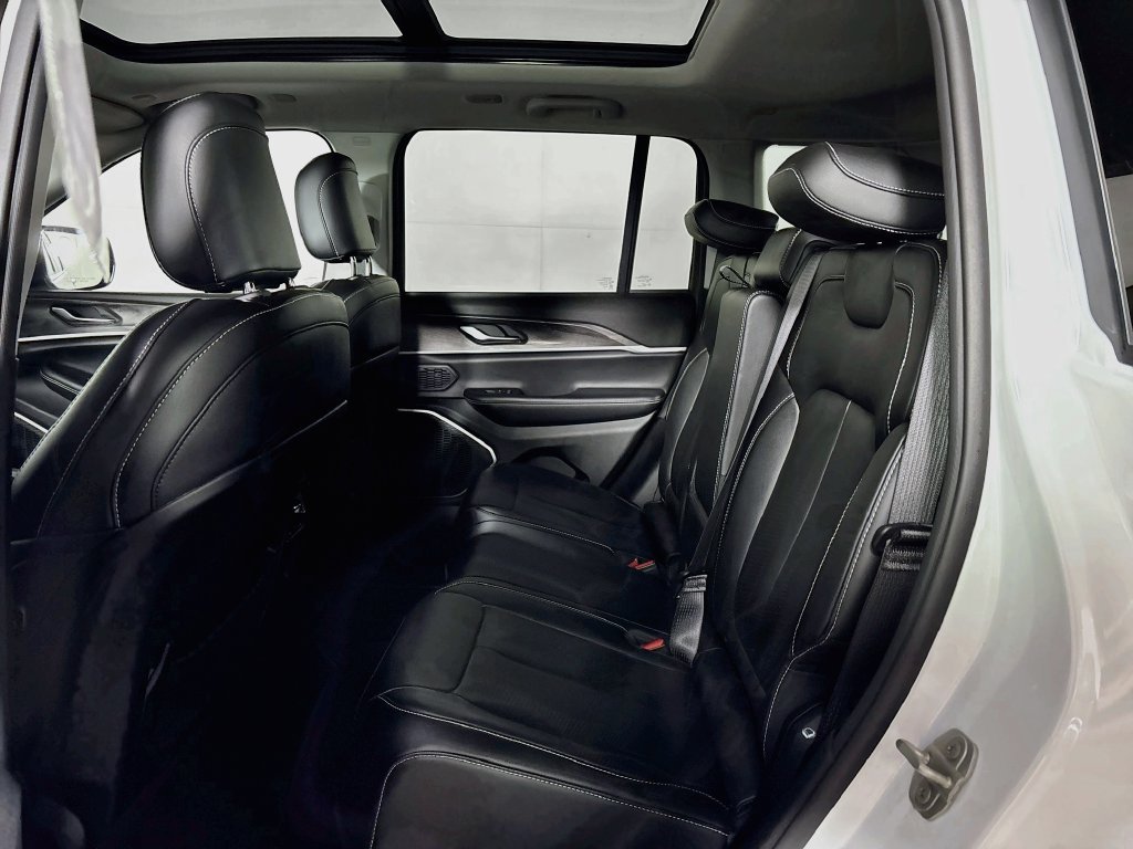 Certified Used 2023 White Jeep 4xe image 22