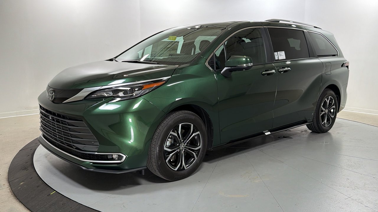 2026 Toyota Sienna  Platinum