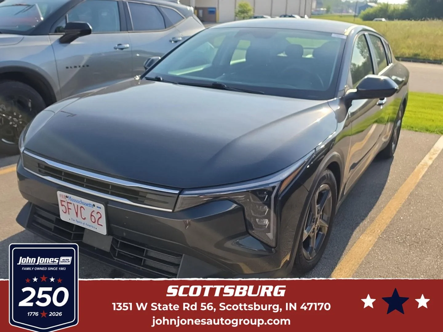 Used 2025 Interstellar Gray Kia LXS image 1