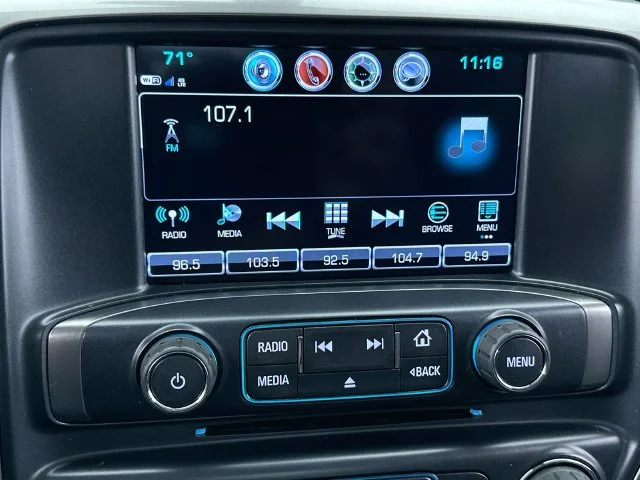 Used 2018 Brown Chevrolet LT image 30