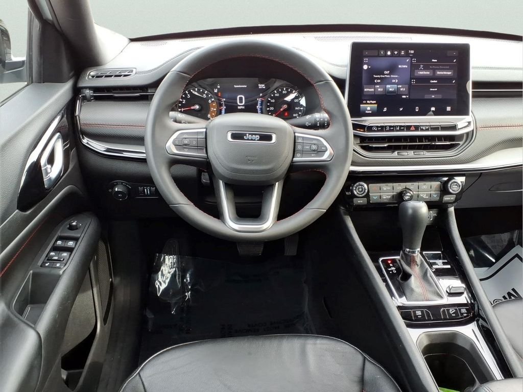 Used 2025 White Jeep Trailhawk 4x4 image 9