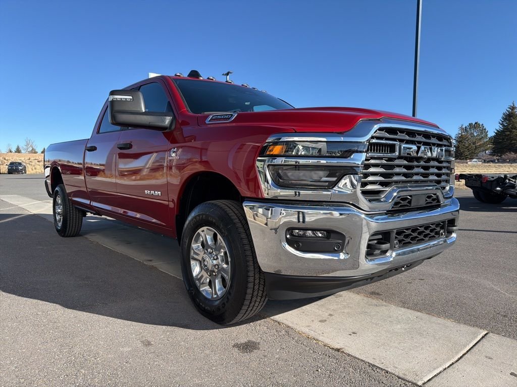 New 2026 Molten Red Pearl-Coat Exterior Paint RAM Big Horn image 11