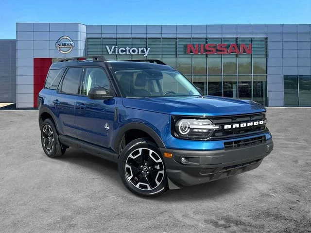 Used 2024 Blue Ford Outer Banks image 1