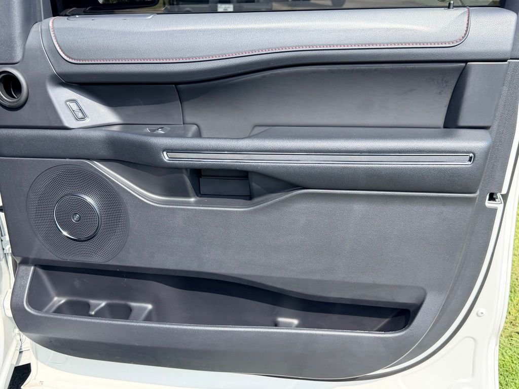 Used 2024 White Ford Limited image 11