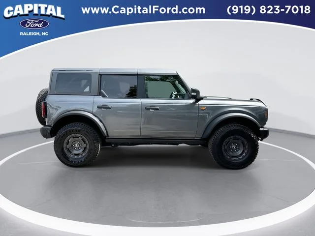 Used 2025 Gray Ford Badlands image 9