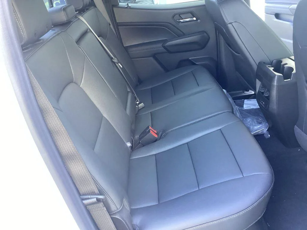 New 2026 Summit White Chevrolet LT image 20