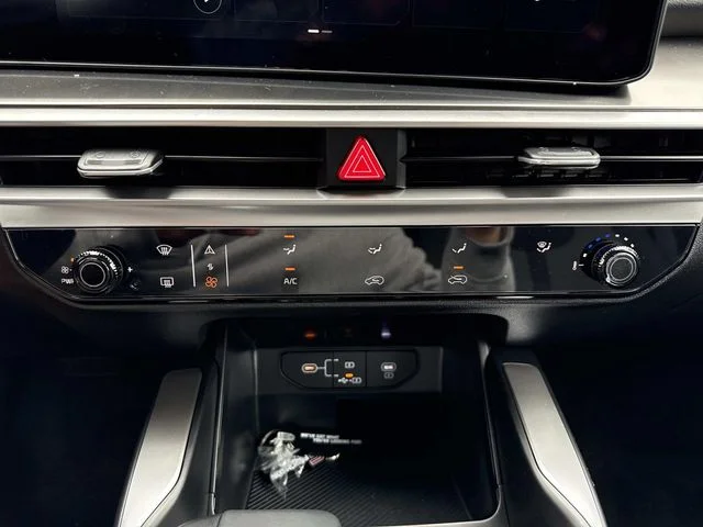 New 2026 Gray Kia LX image 23