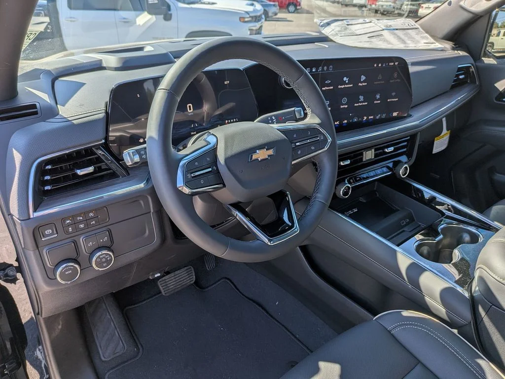 2026 Chevrolet Suburban Premier - Photo 32