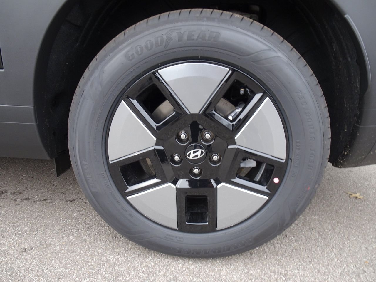 New 2026 Black Hyundai SE image 20