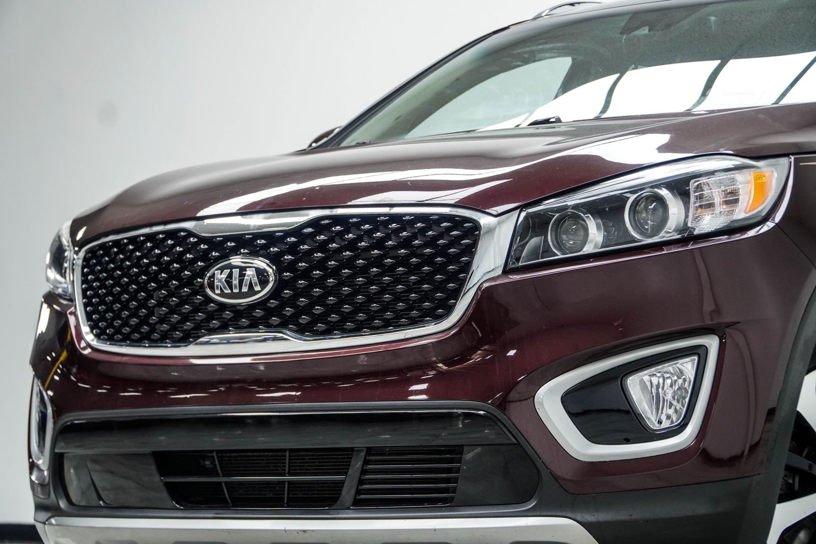 Used 2018 Purple Kia EX image 2