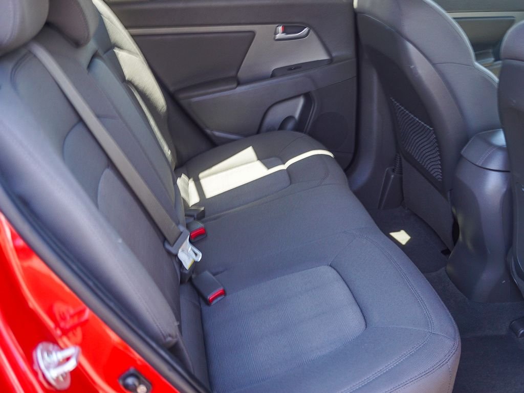Used 2011 Red Kia LX image 14