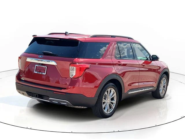 Used 2024 Red Ford XLT image 5